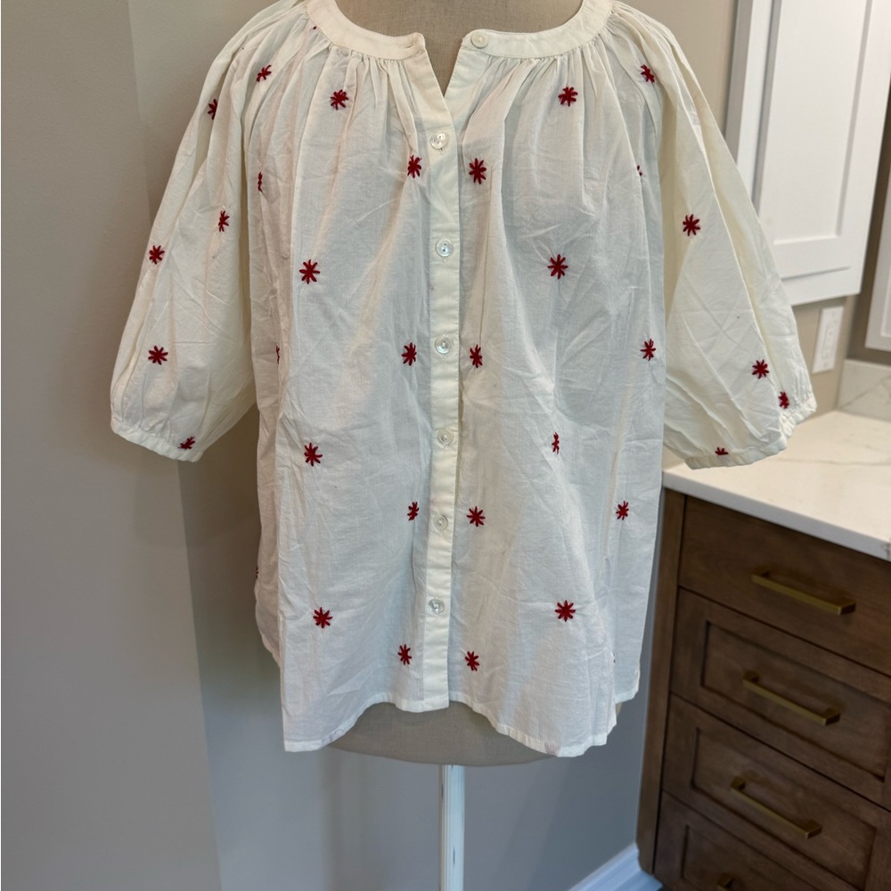 Velvet Cream Blouse with Red Star Embroidery